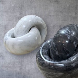 Escultura Nudo Entrelazado